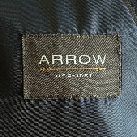 Men's Arrow Wool-Blend Navy Blue Pinstripe Suit 42R [jacket] 34x32 [pants] - Picture 5 of 7